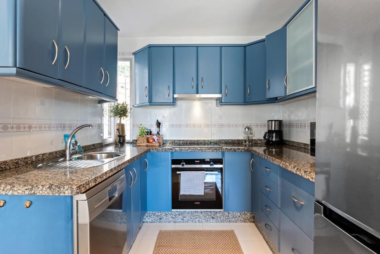 Stunning Townhouse With Pool In Riviera Del Sol By Costarentals - Ref 199 Sitio de Calahonda Bagian luar foto