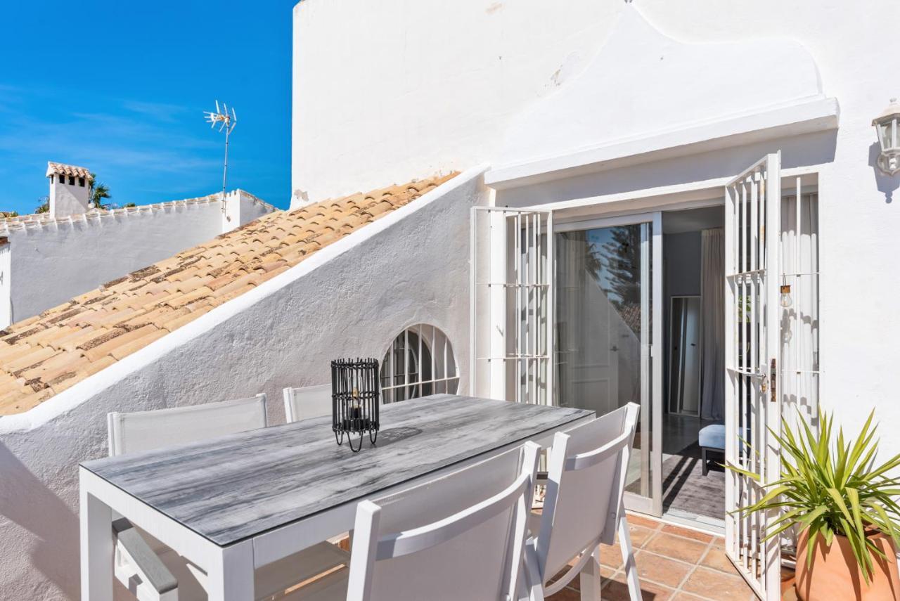 Stunning Townhouse With Pool In Riviera Del Sol By Costarentals - Ref 199 Sitio de Calahonda Bagian luar foto
