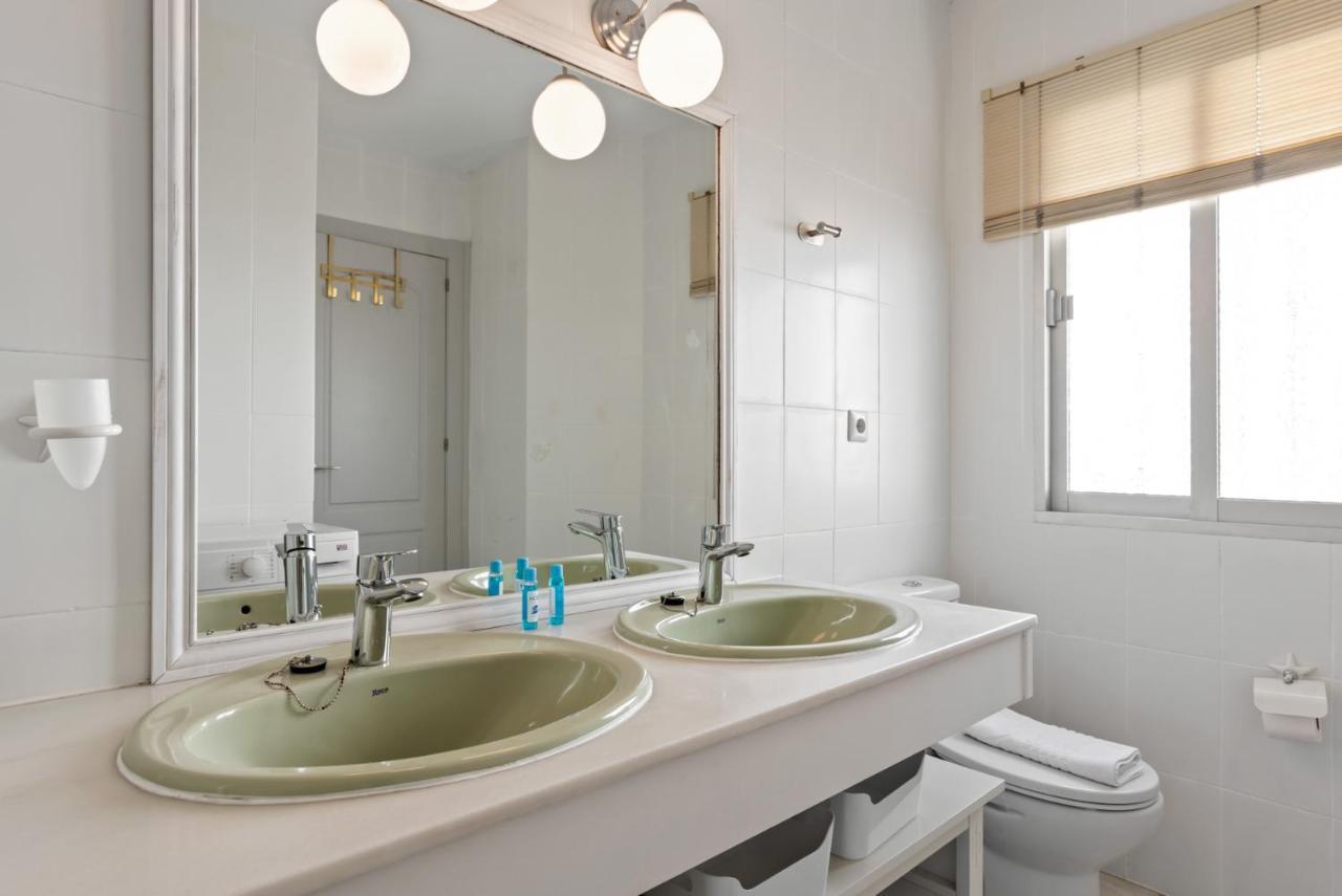 Stunning Townhouse With Pool In Riviera Del Sol By Costarentals - Ref 199 Sitio de Calahonda Bagian luar foto