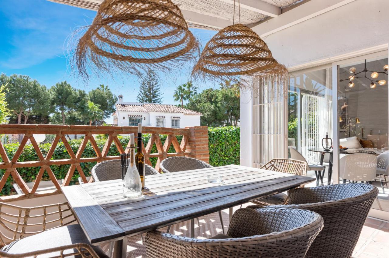 Stunning Townhouse With Pool In Riviera Del Sol By Costarentals - Ref 199 Sitio de Calahonda Bagian luar foto