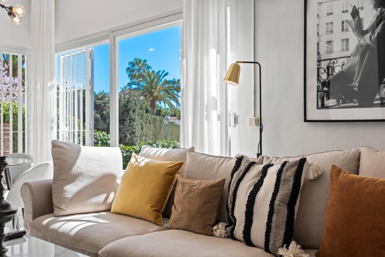 Stunning Townhouse With Pool In Riviera Del Sol By Costarentals - Ref 199 Sitio de Calahonda Bagian luar foto